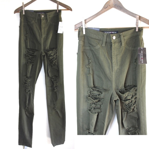 NWT Fashion Nova Aphrodite Roll Out Destroy Jean 9 - Picture 7 of 10